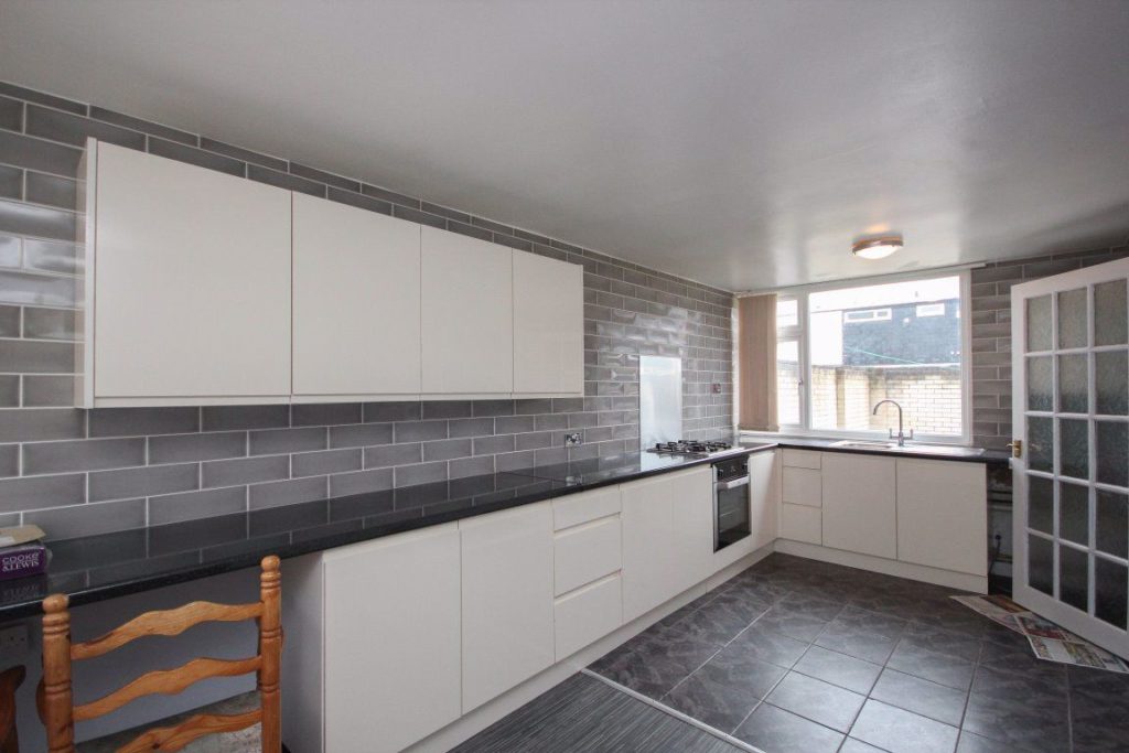 FLAMBOROUGH CLOSE, BINLEY, COVENTRY CV3 2FL Complete Residential Lettings