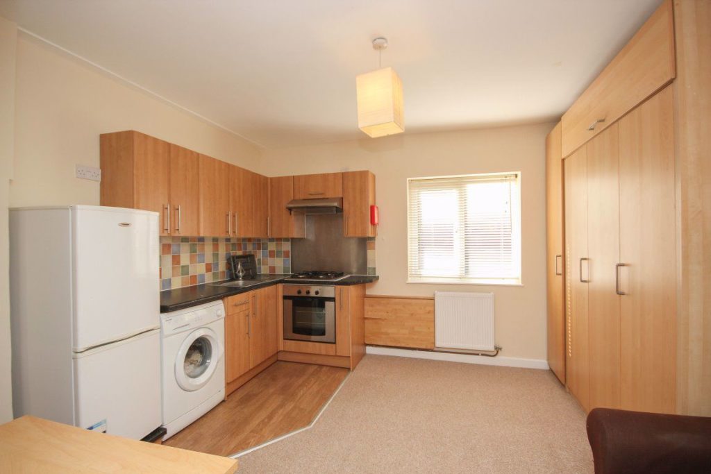 FIR TREES, EASTERN GREEN ROAD, COVENTRY, CV5 7LG Complete Residential