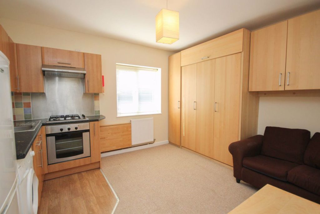 FIR TREES, EASTERN GREEN ROAD, COVENTRY, CV5 7LG Complete Residential