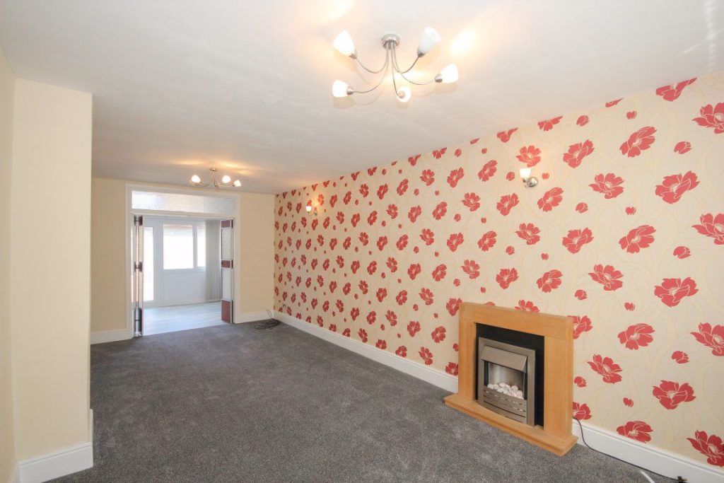 ELM TREE AVENUE, TILE HILL, COVENTRY, CV4 9ER Complete Residential