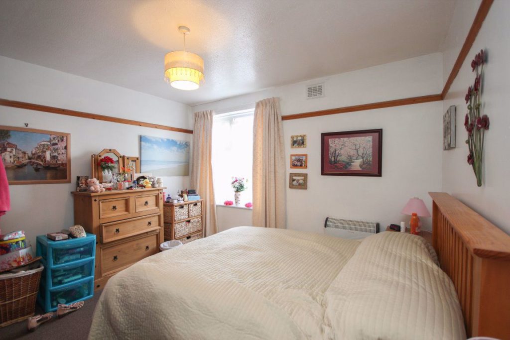 LYNDALE ROAD, WHOBERLEY, COVENTRY, CV5 8AX Complete Residential Lettings