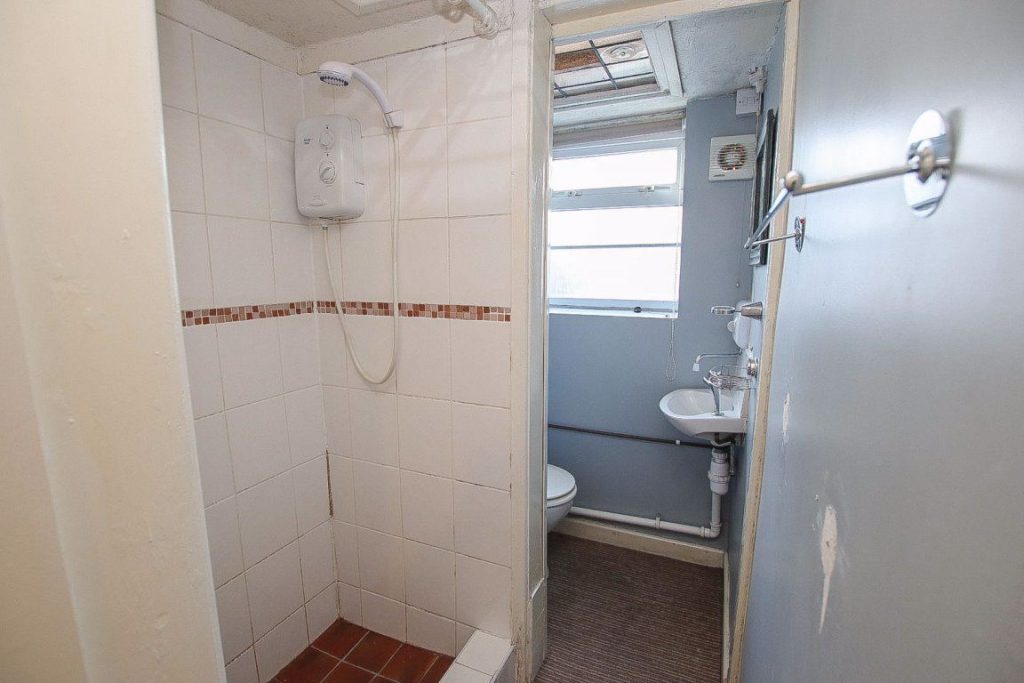 WYKE ROAD, WYKEN, COVENTRY, CV2 3DT Complete Residential Lettings